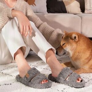 Cozy Gray Fuzzy Slippers NWT